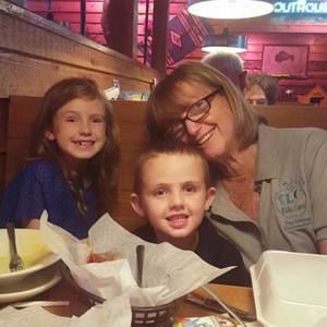 Meet your Posher, Sandy